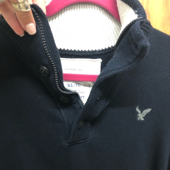 American Eagle size extra large navy blue sweater - Picture 4 of 6